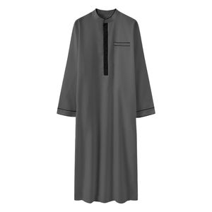 Thobe gris minimaliste pour homme, manches longues, kandura arabe, coupe ajustée, jubba musulmane, dishdasha, vêtements islamiques pour homme, à porter au quotidien - Product Image 3