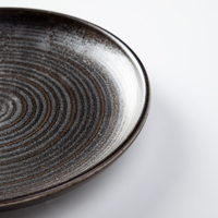Assiettes de service japonaises rondes émaillées YAYU, en porcelaine, noires, pour restaurant, assiettes creuses en céramique