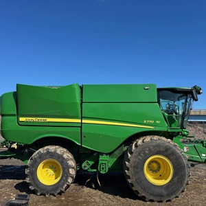 Cosechadora John Deere S770 para la recolección de maíz y frijoles con accesorio de picadora - Product Image 2