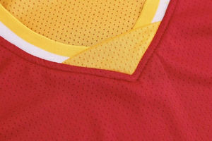 Uniforme de basket-ball pour hommes à prix abordable, designs entièrement personnalisés, uniforme de basket-ball respirant de haute qualité et à la mode - Product Image 3