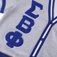 Cardigan universitaire personnalisé en gros avec lettres grecques, patch en chenille, broderie de blason, col en V, boutons, rayures, tricotage, style universitaire