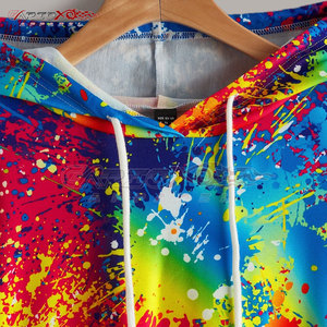 Sweat à capuche personnalisé pour femme, imprimé par sublimation, avec logo frontal, respirant, anti-plis et coutures durables de qualité supérieure - Product Image 4