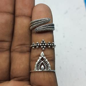 925 Sterling Silver Bohemian Feather Design Bague empilable Dainty Wedding Band Boho Bijoux pour femmes - Product Image 3