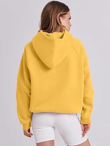 Sudadera con capucha de lana con bolsillo de canguro y logotipo personalizado para mujer, sudadera holgada con estampado de letras de talla grande, OEM de invierno, venta al por mayor, Color sólido - Product Image 4