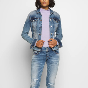 Chaqueta Vaquera de Alta Calidad para Mujer, Suave, Cómoda, Elegante, Informal, para Uso Diario, Moderna y en Diferentes Colores - Product Image 5