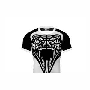 Camisa de compresión OEM para hombre con estampado personalizado de manga corta MMA Logo Rash Guard protección UV función transpirable al por mayor - Product Image 4