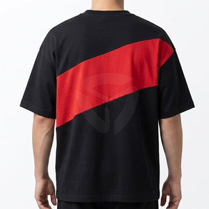 T-shirt pour homme, coupe confortable, tissu respirant, conçu pour les tenues décontractées d'été et les activités quotidiennes. - Product Image 3