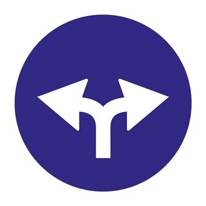 Panneau de signalisation routière réfléchissant obligatoire TT-35F, design pliable avec flèches de direction à droite et à gauche, panneau d'avertissement de sécurité - Product Image 1