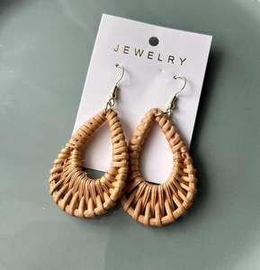 Boucles d'oreilles en rotin faites à la main en osier Boho boucles d'oreilles pendantes bijoux légers naturels tissés à la main en rotin balancent - Product Image 4