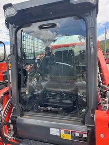 เครื่องจักรก่อสร้างประสิทธิภาพสูง รถตักตีนตะขาบมือสอง Kubota SVL75‑3 เครื่องจักรป่าไม้แบบ Skid Steer สำหรับขาย - Product Image 3