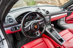 Porsche 718 Cayman GTS 4.0 2022 Usado, Volante a la Izquierda/Derecha - Product Image 3