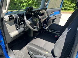 Toyota FJ Cruiser SUV 4WD Automático 2007, el Más Vendido - Product Image 4