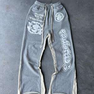 Venta al por mayor ácido lavado pantalones de chándal de los hombres de alta calidad pantalones de chándal con bolsillos logotipo personalizado pantalones de chándal para los hombres - Product Image 1