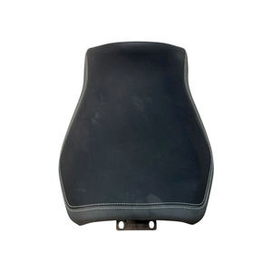 Asiento Original para Motocicleta Yamaha MT-03 2007-2011, Usado, en Cuero, Plástico y Fibra de Carbono, Modelo 5YKF47100100 - Product Image 1