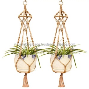 Jardinière suspendue en macramé tissé élégant intérieur extérieur décor à la maison Accent pour plantes verdure balcon jardin et espace contemporain - Product Image 1
