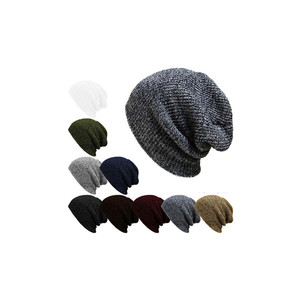 Vente en gros de bonnet jacquard personnalisé pour hommes, broderie 3D de grandes lettres, manchette tricotée, rayée, pompon, imperméable, logo imprimé en coton - Product Image 6
