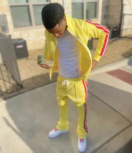 Veste zippée en polyester personnalisée Pantalons de survêtement Jogger Ensembles de survêtement pour hommes Ensemble de deux pièces pantalons de survêtement et veste à rayures latérales - Product Image 5