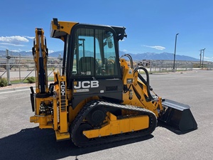 รถตักล้อยาง JCB รุ่น 1CXT มินิสกิดสเตียร์ พร้อมบุ้งกี๋หน้า สำหรับรถตักขนาดเล็ก JCB 1CX ขาย - Product Image 6