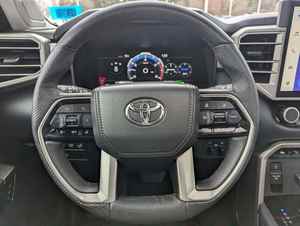 SUV 2024 Ultra-Lujo Diésel Left Aspire 4WD Edición Limitada Automática 4 Asientos Acabado en Cuero Cámara Trasera 360 Techo Panorámico - Product Image 6