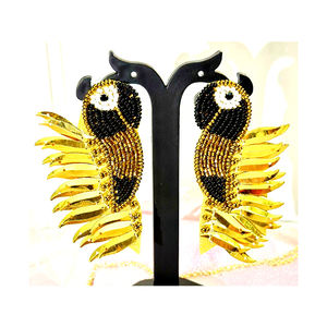 Pendientes hechos a mano de alta calidad para ocasiones de bodas y festivales a la venta comprar ahora en exclusivo - Product Image 4