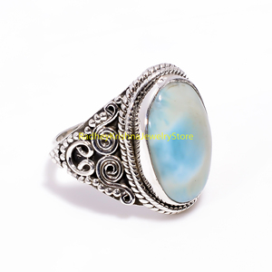 Anillo de Plata de Ley 925 con Larimar Azul Ovalado en Cabujón, Hecho a Mano con Filigrana, para Mujer y Hombre - Product Image 2