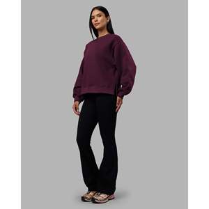 Pull en polaire tricoté pour l'hiver avec fentes latérales - Imprimé laque cerise brodé style décontracté - Product Image 6