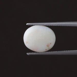 Opale blanche naturelle Pierre précieuse en vrac 3,72 carats Coupe ovale 12x11mm Certifiée IGI Taillée à la main Polie Vente en gros Fabrication de bijoux - Product Image 2