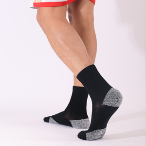 Calcetines personalizados de alta calidad de acero inoxidable Chainmail zapatos de malla de seguridad para hombres zapatos de acero Toe Guard Anti-Cut Chain Mail Calcetines - Product Image 3