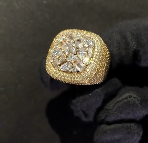 Anillo de compromiso de boda unisex de oro amarillo sólido de 14 quilates personalizado RB GEMS, Baguette chapada en rodio de diamante cultivado en laboratorio IGI para - Product Image 4