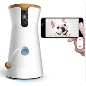 NOUVEAU : Caméra pour chien avec lanceur de friandises, caméra pour animaux de compagnie Full HD WIFI et audio bidirectionnel, conçue pour les chiens, compatible - Product Image 1