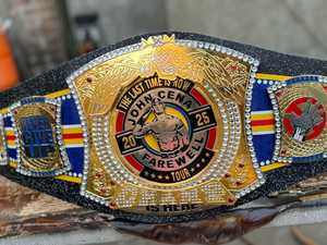 WWE Championship Belt Toy Gold Belt Venta al por mayor Personalizable Luxury Metal Medal Material Ajustable Wrestling Boxing Belt Ronpex - Product Image 5