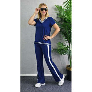 Ensemble deux pièces pour femme, chemisier à manches courtes et col en V en viscose à deux fils et pantalon, 36669 - Bleu Saks - Product Image 3
