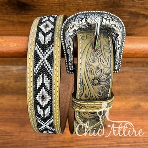 Vente en gros de ceintures perlées en cuir usiné à la main de créateur de mode ceintures de haute qualité en alliage de zinc en cuir véritable avec boucle ardillon pour hommes et femmes - Product Image 1