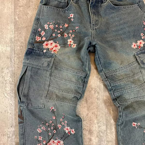 Jeans en denim ample à jambe droite, délavé et brodé sur mesure, de la marque Sportish Impex, pour hommes - Product Image 3