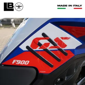 Adesivi 3D per BMW F900 GS 2024, Protezioni Laterali per Serbatoio - Product Image 4