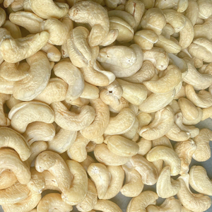 เมล็ดเม็ดมะม่วงหิมพานต์ออร์แกนิก W320จากโรงงานผลิตโดยตรงจากเมล็ดมะม่วงหิมพานต์นัมบรรจุภัณฑ์ตามสั่ง - Product Image 1