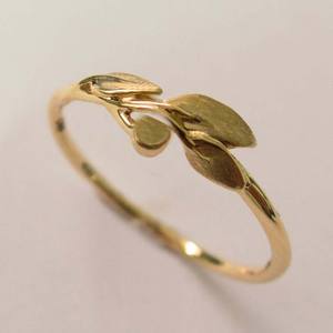 Anneau de serviette en forme de Triangle plaqué or Unique, Design creux moyen pour décoration de Table de mariage, anneau de serviette à motif rond - Product Image 3