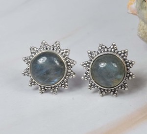 Boucles d'oreilles en argent massif véritable avec pierre précieuse de labradorite naturelle Boucles d'oreilles en argent sterling 925 Cadeaux pour femmes Bijoux élégants - Product Image 1