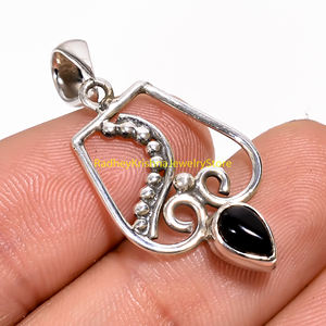 Pendentif artisanal en onyx noir Celestial Drop - Product Image 5