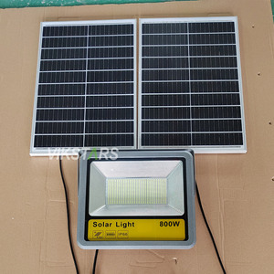 Projecteurs solaires LED pour stade 600W 800W IP66 Réflecteurs 9m de hauteur Éclairage de terrain de golf Éclairage <span class=keywords><strong>solaire</strong></span> pour sports - Product Image 4