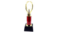 Trophée d'entreprise en métal et cristal très demandé - Gravure personnalisée portable pour événements d'entreprise et reconnaissance d'équipe