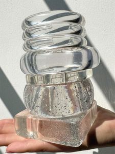 Brazaletes de resina de joyería de moda de la India Brazaletes hechos a mano para mujeres y niñas Aspecto clásico con personalización - Product Image 3