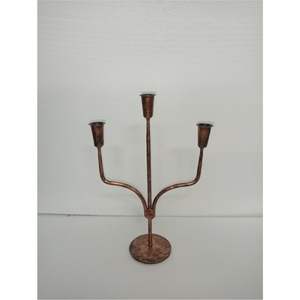 Elegante Candelabro Cónico de Bronce para Decoración Navideña - Centro de Mesa de Metal para Bodas al por Mayor - Product Image 2