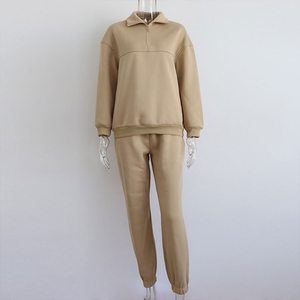 Survêtements pour femmes Polyester délavé à l'acide Sweat à capuche et pantalon de haute qualité Fabricant de survêtements personnalisés pour femmes - Product Image 5