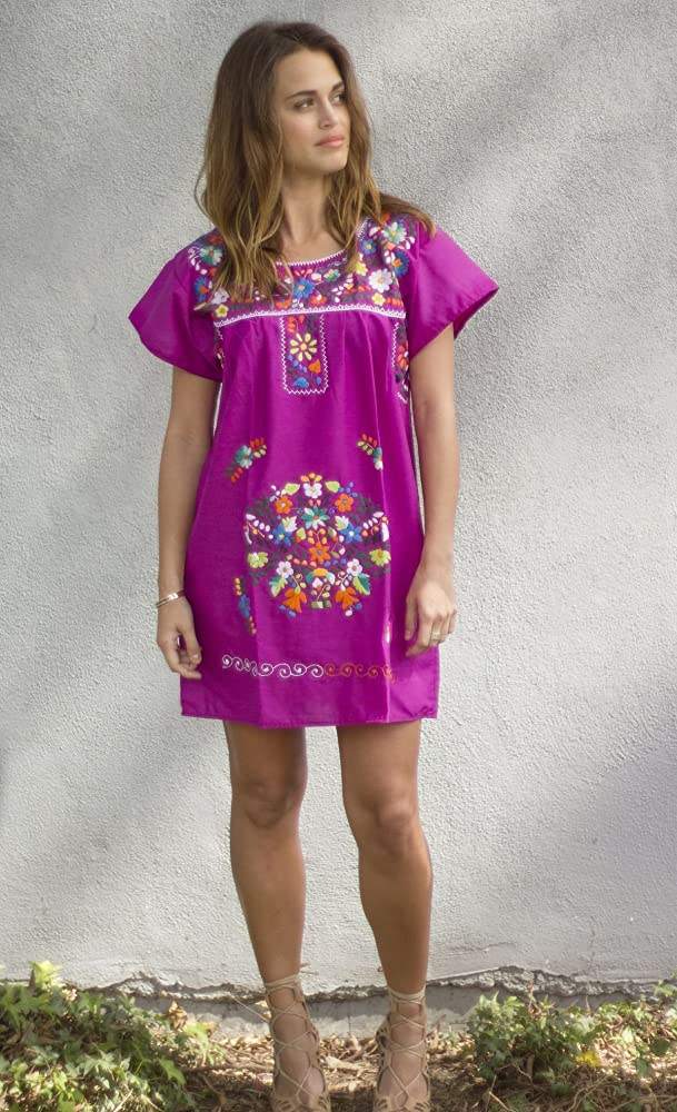 สีแดงม่วง