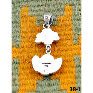Pendentif Turquoise Fait Main du Sud-Ouest, Émeraude de la Vallée avec Sertissage à la Française en Argent Sterling, Breloques Taille Émeraude - Product Image 4
