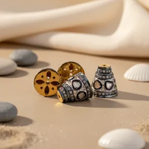 Dijes de Plata con Cuentas y Diamantes Incrustados, Joyería Elegante - Product Image 3