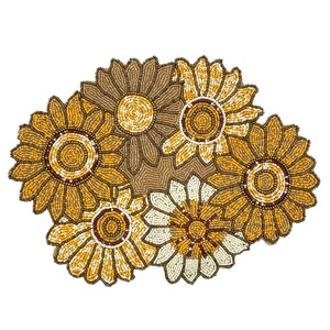 Wholesale Factory Price Glass <b>Beaded</b> <b>Placemats</b> Designer Decorative <b>Beaded</b> <b>Placemats</b> for Farmhouse Wedding a Great Tabletop Decor - Product Image 6