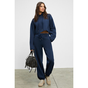 Ensemble deux pièces pour femme ETHIQUET AYATRE en coton biologique doublé polaire, à capuche, taille élastiquée, coupe classique - Product Image 2