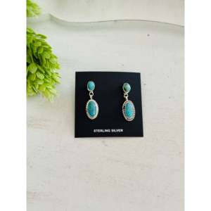 Pendientes Colgantes de Turquesa Navajo Kingman y Plata de Ley con Forma de Gota de Agua y Baño de Oro, Joyería de Perlas Doradas - Product Image 1